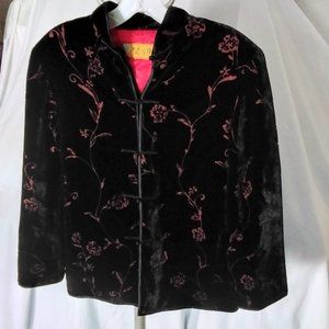 Black Velvet Floral Embossed Jacket/Blazer Size Medium VTG